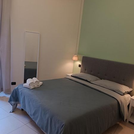 Residenza Geri - Suite And Home Napoli Centro ภายนอก รูปภาพ