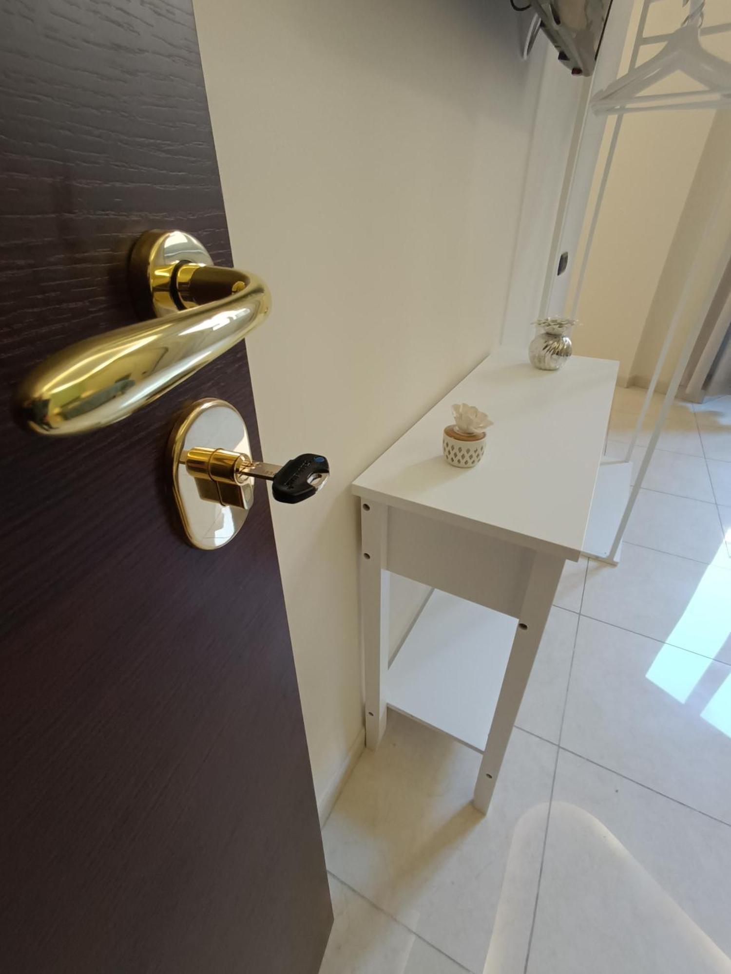 Residenza Geri - Suite And Home Napoli Centro ภายนอก รูปภาพ