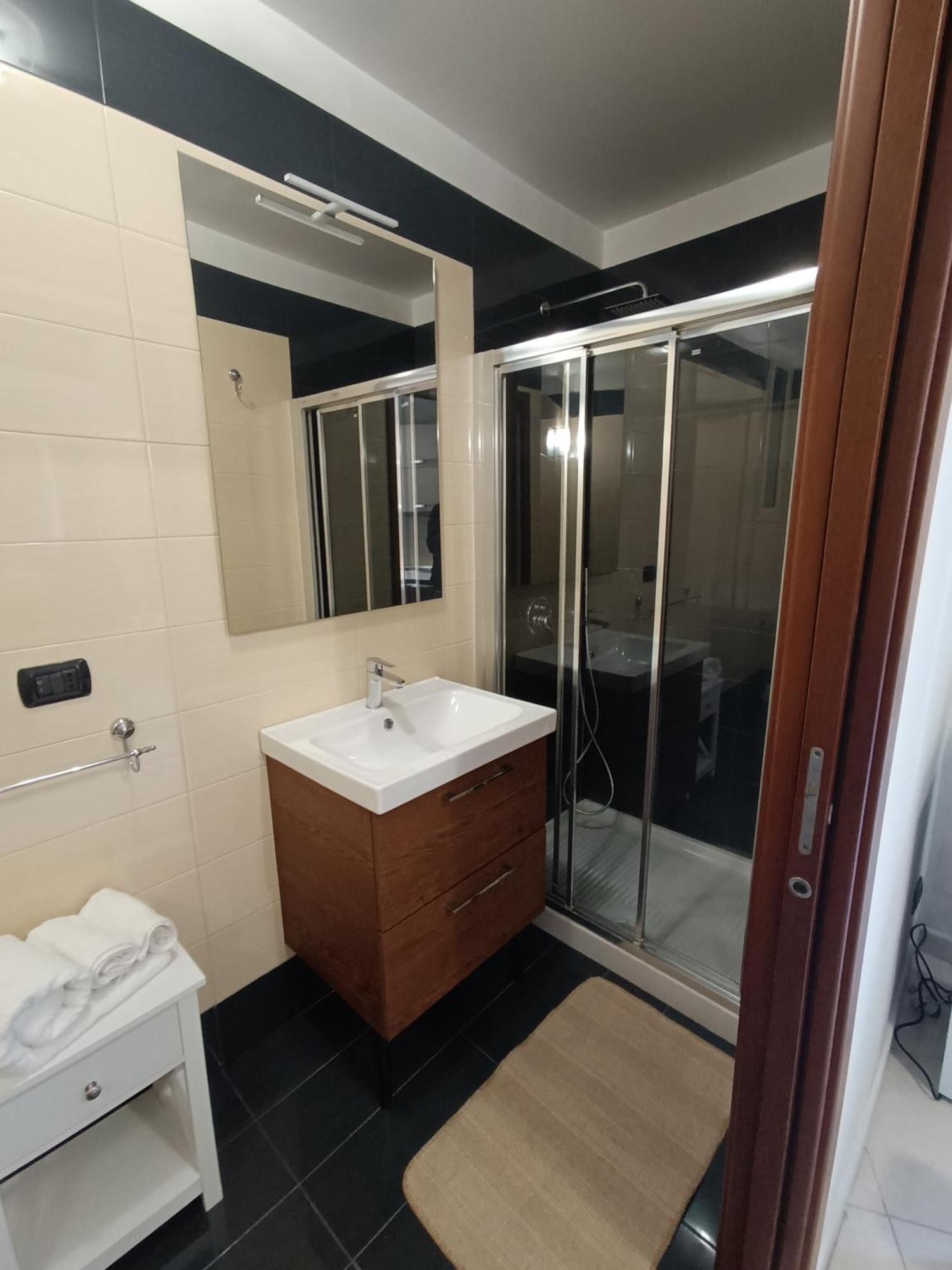 Residenza Geri - Suite And Home Napoli Centro ภายนอก รูปภาพ